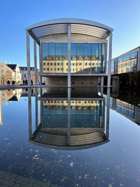 Reykjavik: City Walking tour in Small Group with Local Guide - Key points at a glance