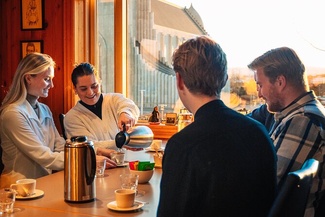 Reykjavik Food Walk - Local Foodie Adventure in Iceland - Arnarhóll and the first settler’s statue