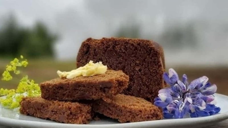Reykjavík: Golden Circle, 2 Geysers & Geothermal Bakery Tour - Why the geothermal bakery makes this Golden Circle tour different