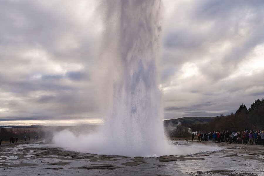 Reykjavík: Golden Circle and Silfra Snorkeling Combo Tour - Is the schedule too rushed?