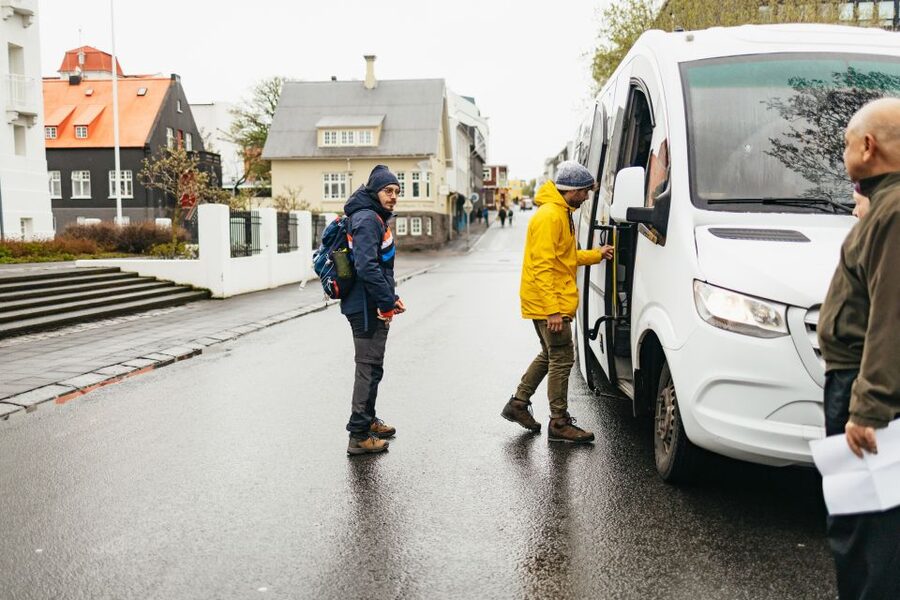 Reykjavik: Golden Circle, Crater & Blue Lagoon Minibus Tour - The guides are a major part of the experience