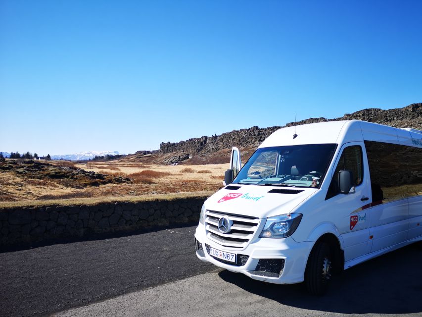Reykjavik: Golden Circle, Kerid Crater and Sky Lagoon Tour - Guides give the day its personality
