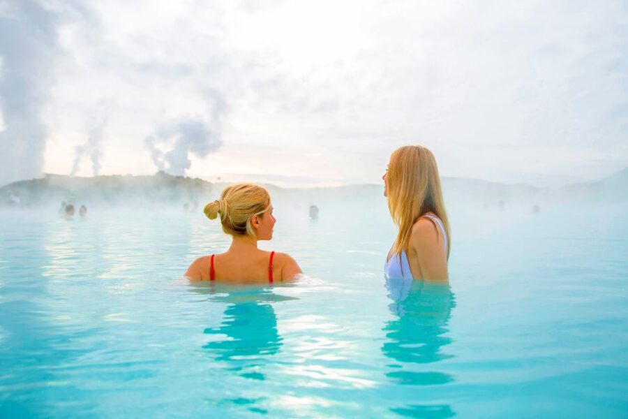 Reykjavík: Golden Circle Minibus Tour & Blue Lagoon Transfer - Kerid Crater, a colorful first walk