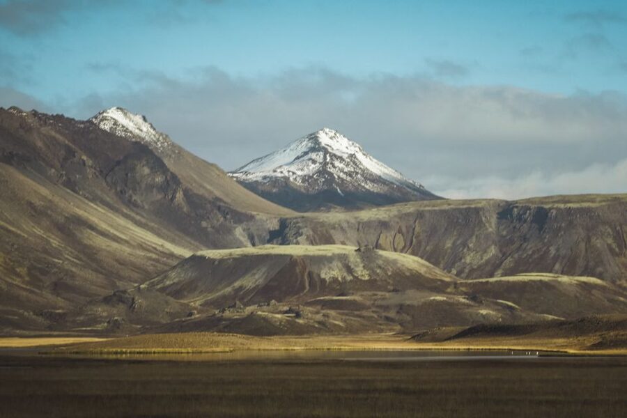 Reykjavik: Golden Circle, Tomato Farm and Kerið Crater Tour - Why this nine-hour Golden Circle day works