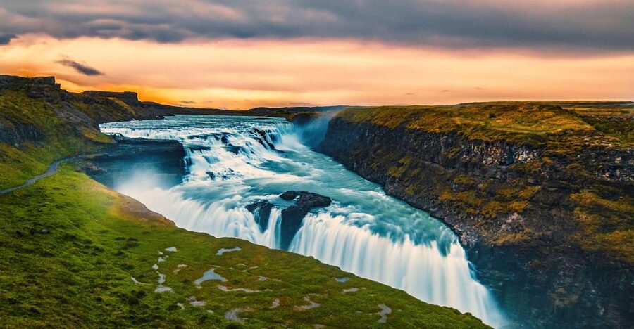 Reykjavik: Golden Circle, Tomato Farm and Kerið Crater Tour - Efstidalur II and the case for farm ice cream