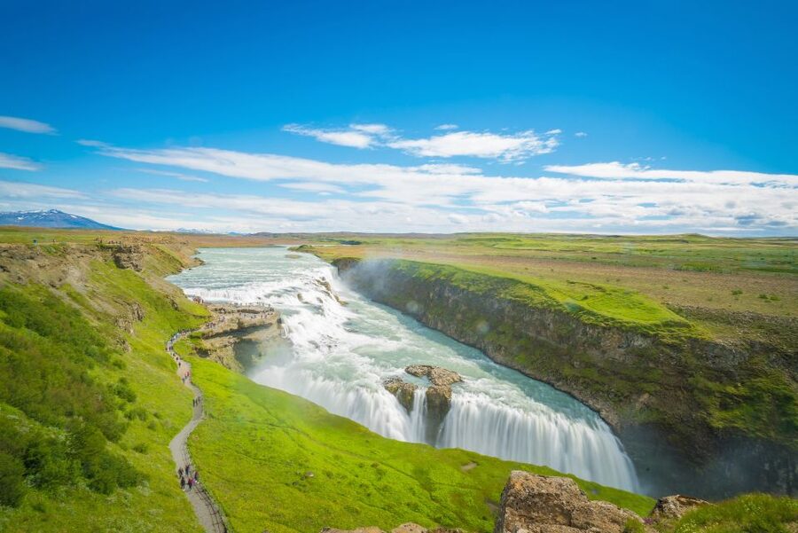Reykjavik: Golden Circle Tour with Blue Lagoon Visit & Entry - Guides can shape the whole day