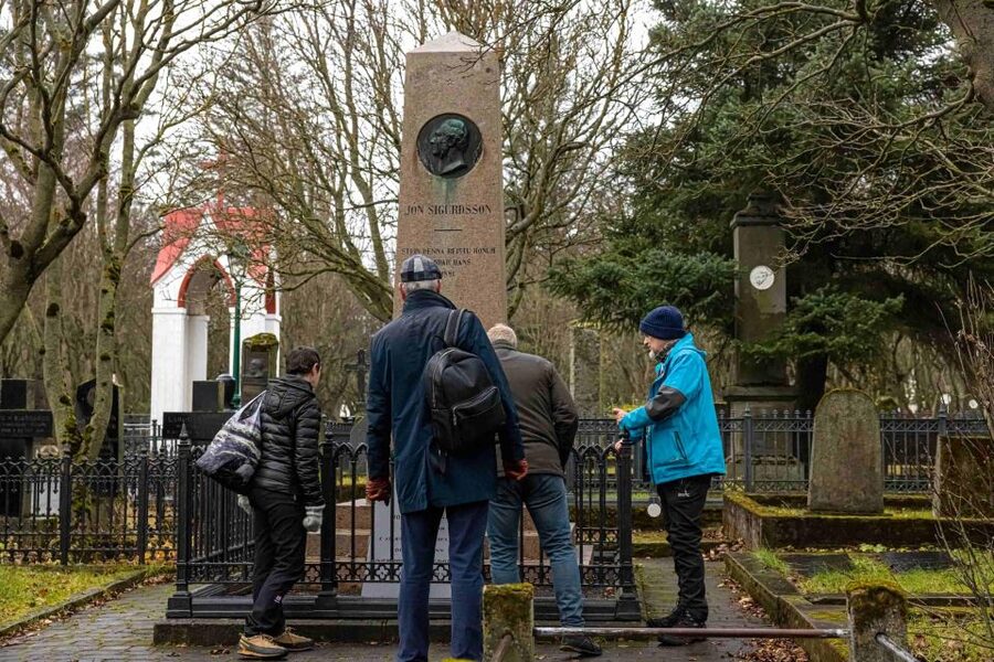 Reykjavik: Guided Folklore Walking Tour - Why Reykjavik’s folklore makes a good walking tour