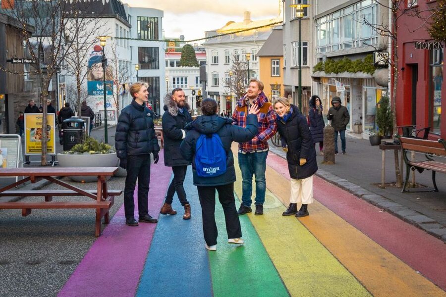 Reykjavik: Guided Foodie Walking Tour with 6 Tastings - The walking adds more than exercise
