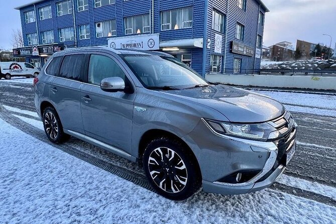 Reykjavik Iceland : Private transfer From / To KEF airport - Communication can make or break the ride