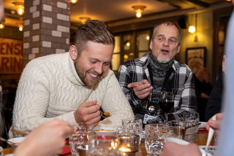 Reykjavik: Icelandic Food Tour - Starting at Hlöllabátar in Ingólfstorg Square