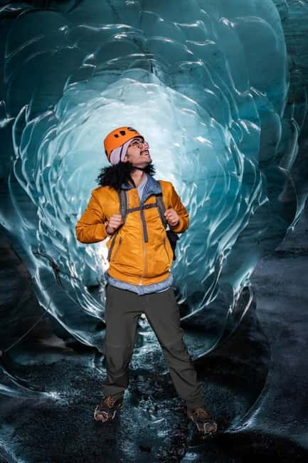 Reykjavik: Katla Ice Cave & South Coast Waterfalls Tour - Skógafoss: a powerful first waterfall stop