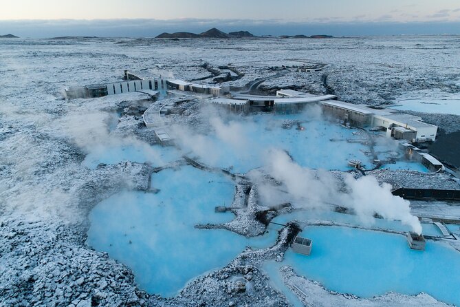 Reykjavik/Keflavik: Blue Lagoon Private Transfer - Meeting your driver at Keflavik Airport