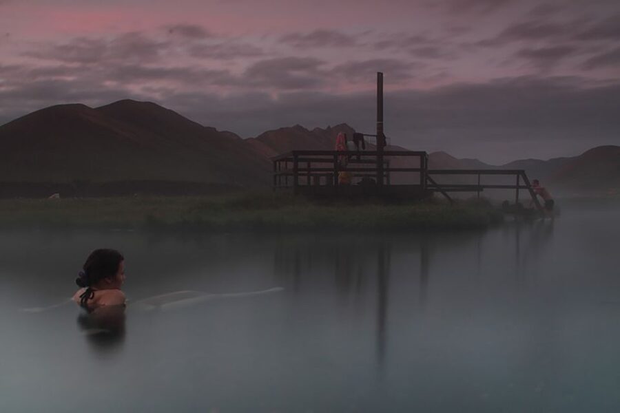 Reykjavik: Landmannalaugar Super-Jeep Tour - Thjórsárdalur and Hjálparfoss