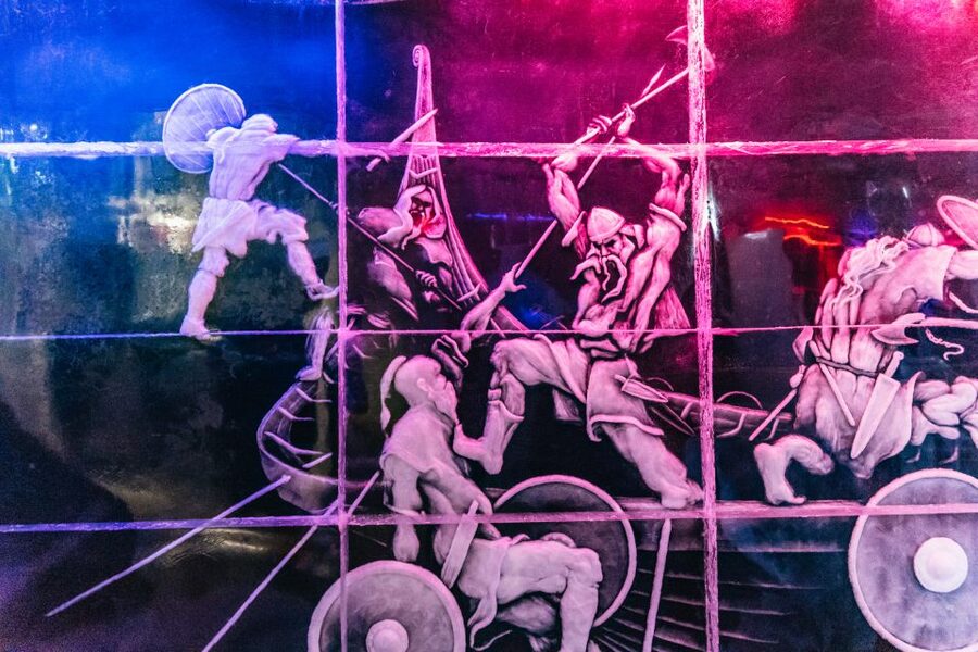 Reykjavik: Magic Ice Bar Entrance and Welcome Drink - How to fit it into a Reykjavik day