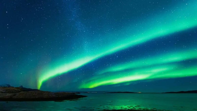 Reykjavik: Northern Lights Adventure Tour with Hot Chocolate - Should you book it?
