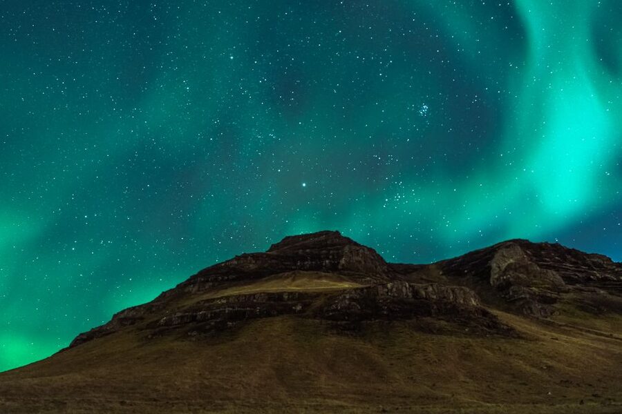 Reykjavik: Northern Lights Group Tour with Photos - Practical details to know before booking