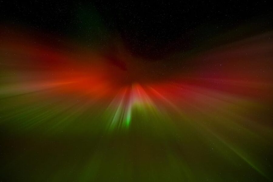 Reykjavik: Northern Lights Tour with Private Photographer - Who should book this Reykjavik aurora tour?