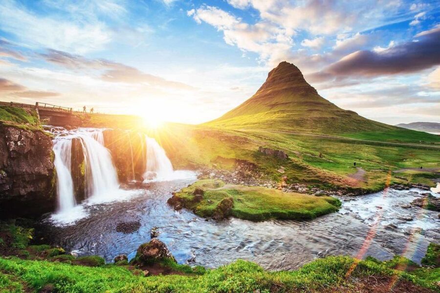 Reykjavik: Private Snaefellsnes and Kirkjufell Jeep Tour - Wildlife and quieter coastal places