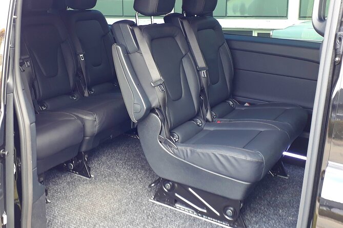 Reykjavik-Private Transfer to/from Keflavík Airport - From Keflavík Airport to your Reykjavík door