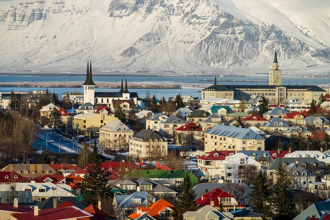 Reykjavik Scavenger Hunt and Highlights Self Guided Audio Tour - Finishing on Skolavordustigur and managing the route