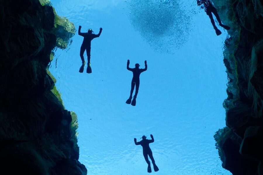 Reykjavík: Silfra Fissure Snorkeling between Two Continents - What makes Silfra different from ordinary snorkeling