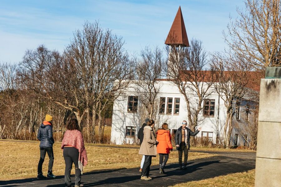 Reykjavik: Silver Circle Tour, Canyon Ride, & Thermal Baths - Soaking in the Canyon Baths at Hringsgil