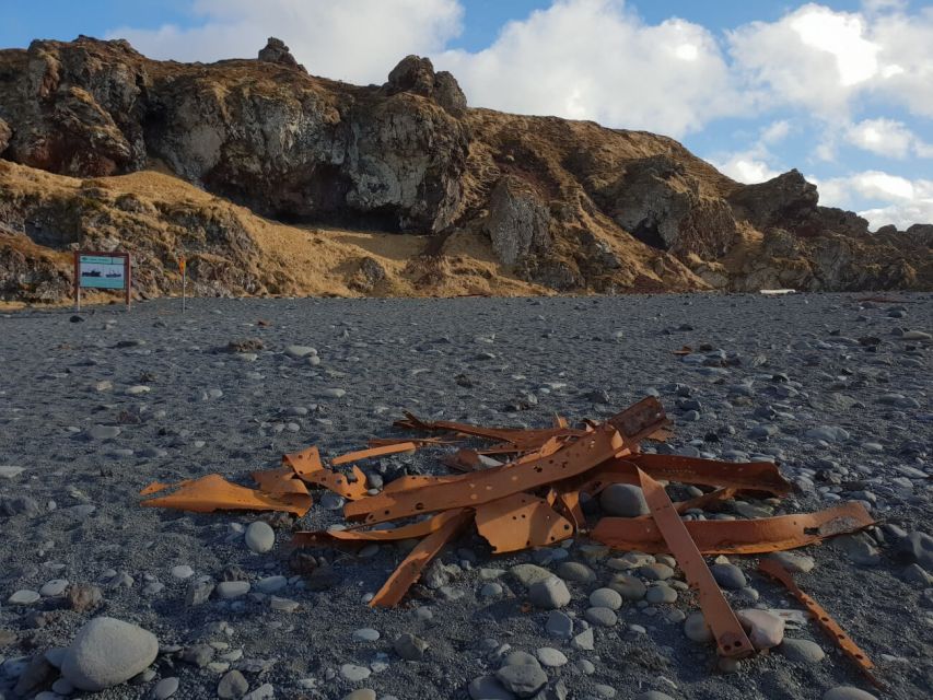 Reykjavik: Small-Group Snæfellsnes Day Trip - Why Snæfellsnes earns its Iceland-in-miniature nickname
