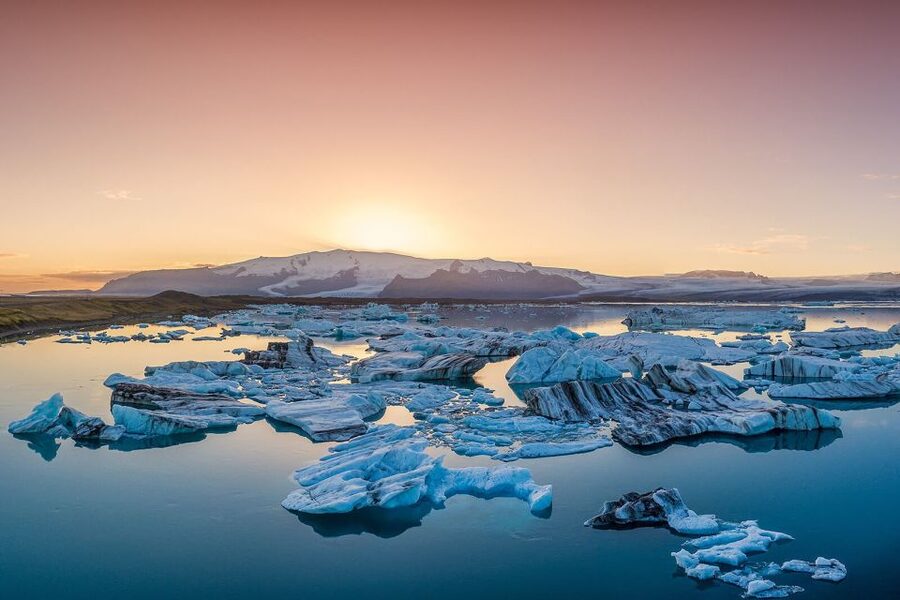 Reykjavik: South Coast, Diamond Beach, and Jökulsárlón Tour - The long drive, made easier by sensible breaks