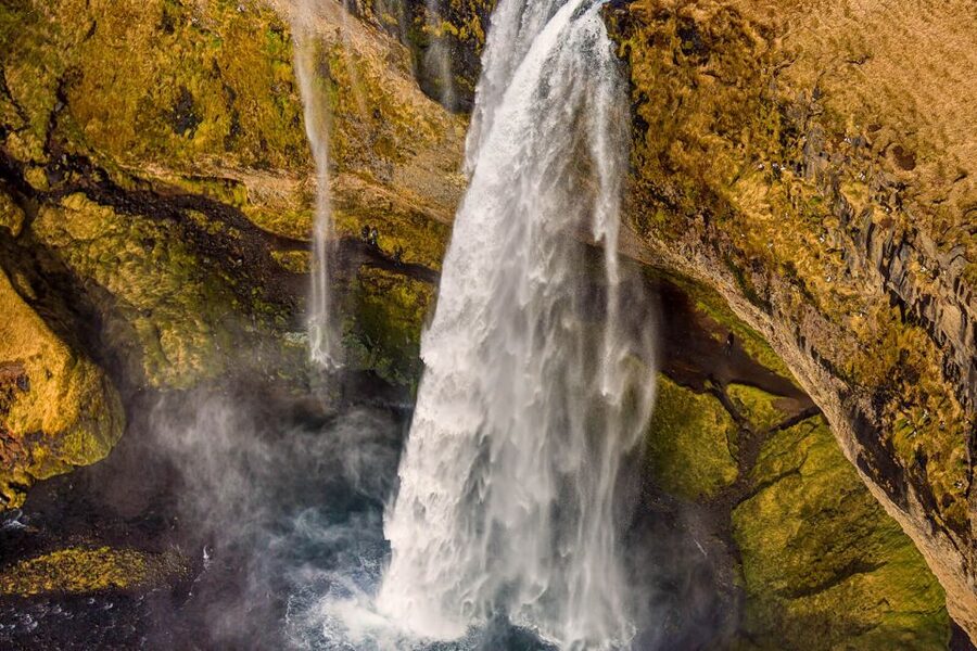 Reykjavik: South Coast, Diamond Beach, and Jökulsárlón Tour - What the $194 price really buys you