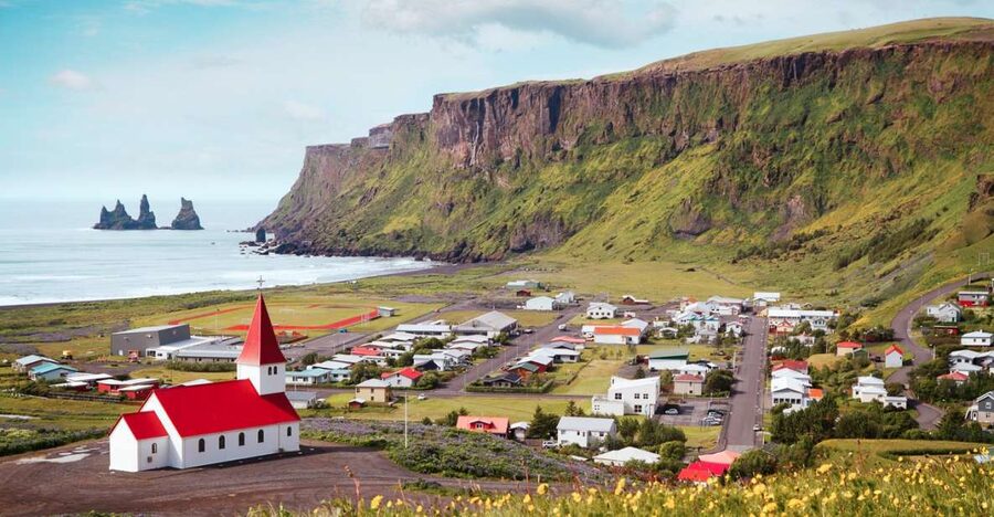 Reykjavik: South Coast Waterfalls & Glacier Small-Group Tour - Why the south coast earns a full day
