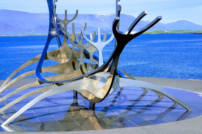 Reykjavik the Northernmost capital in the world - Hafnarfjordur and the town of hidden people