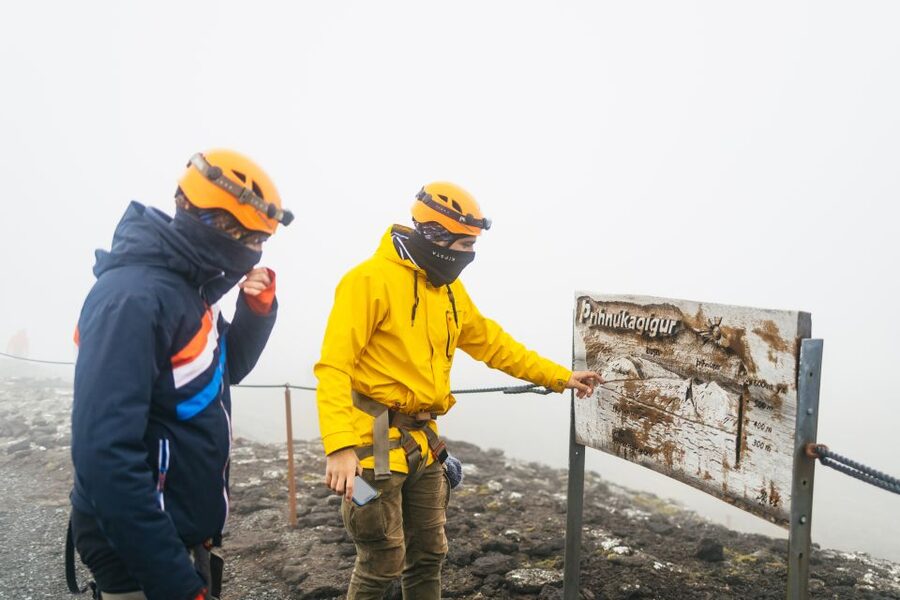 Reykjavik: Thrihnukagigur Volcano Guided Hiking Day Trip - The soup and hot drinks are more important than they sound