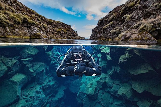 Silfra: Diving Between Tectonic Plates and Pick Up from Reykjavik - One hour to get ready in the heated van