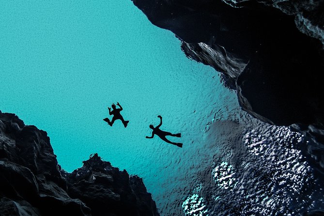 Silfra Drysuit Snorkeling with Free Photos - Meet on Location - Photos and the hot chocolate finish