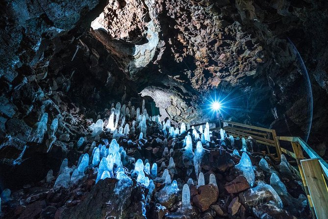 Silver Circle: Lava Cave, Waterfalls & Iceland Horses-Small Group - The best parts of the Silver Circle in one day
