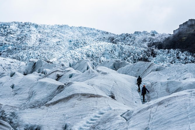 Skaftafell: 4h Small Group Glacier Hike with Guide and Transfer - From Freysnes to the edge of Falljökull
