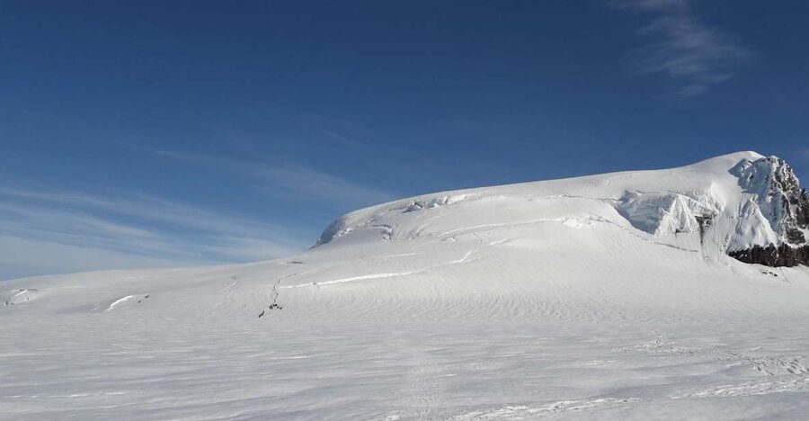 Skaftafell: Hvannadalshnjúkur Glacier Guided Hike - Who should book this mountain day