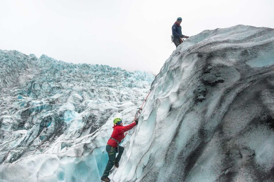 Skaftafell National Park: Falljokull Ice Climb and Hike - Falljökull gives you a real glacier day