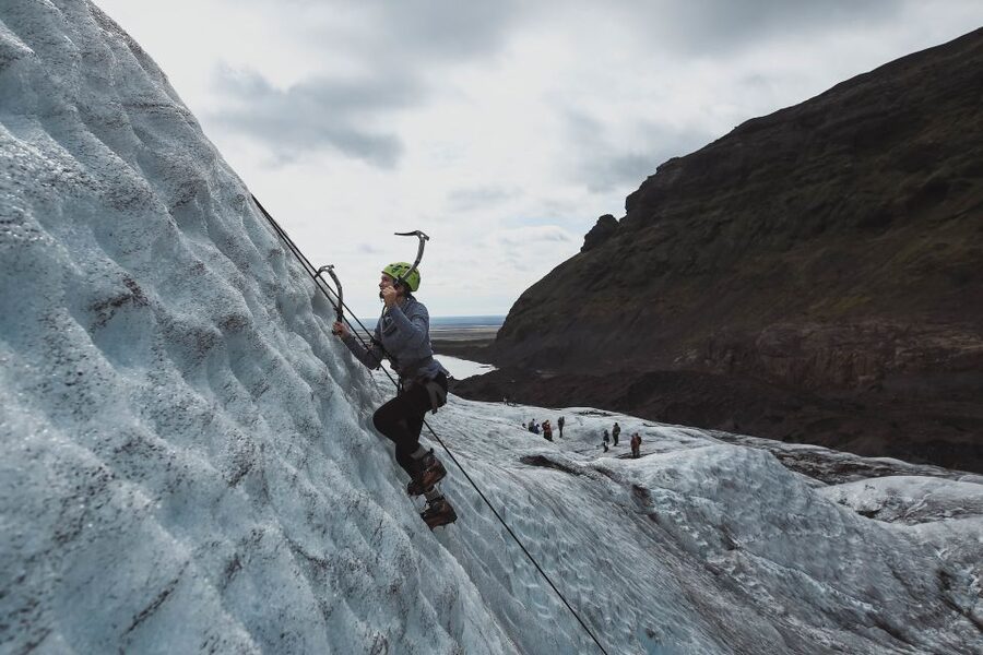 Skaftafell National Park: Falljokull Ice Climb and Hike - Three hours of ice, cracks, and blue tunnels