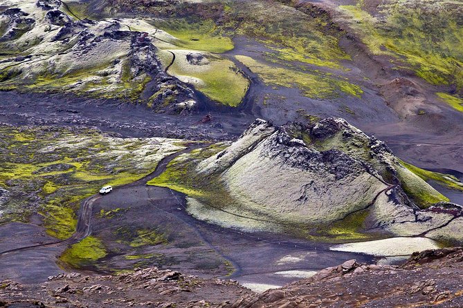 Small Group Day Tour to Lakagigar volcano by Super Jeep from Klaustur - The $334.01 price: when the value works