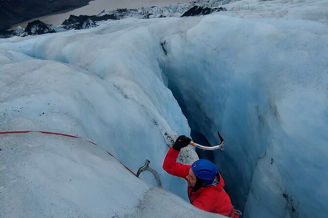 Small-Group Ice Climbing and Glacier Hiking in Solheimajokull - Guides Who Shape the Day