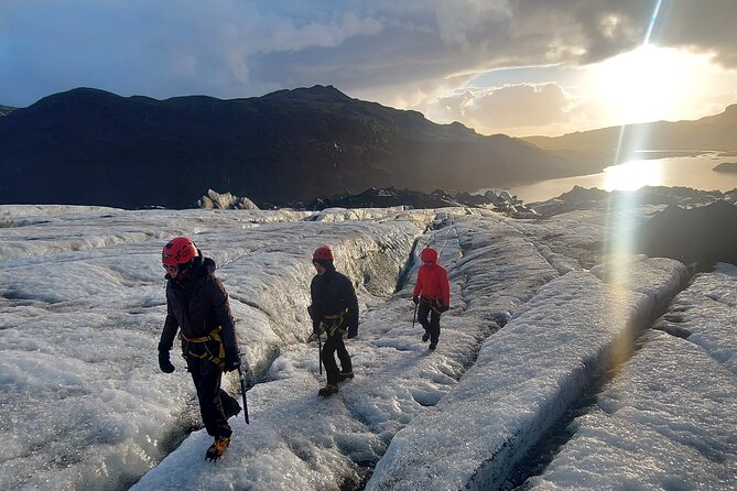 Small-Group Ice Climbing and Glacier Hiking in Solheimajokull - The First Climb: Learning Without Wasting Your Nerves
