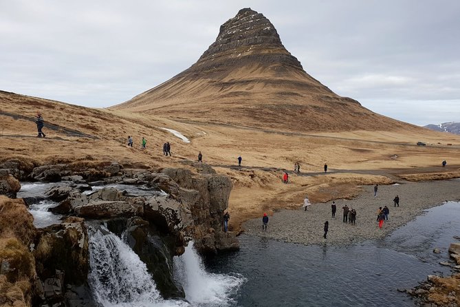 Small-Group Snaefellsnes National Park Day Trip from Reykjavik - Búðakirkja and the quiet side of Iceland