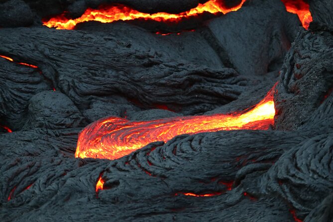 Small Group Volcano Hike with a Professional Geologist - What happens if there is no glowing lava?