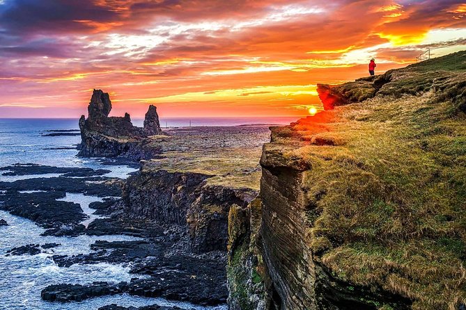 Snaefellsnes National Park and Natural Wonders from Reykjavik - Starting at BSÍ and settling in for the road