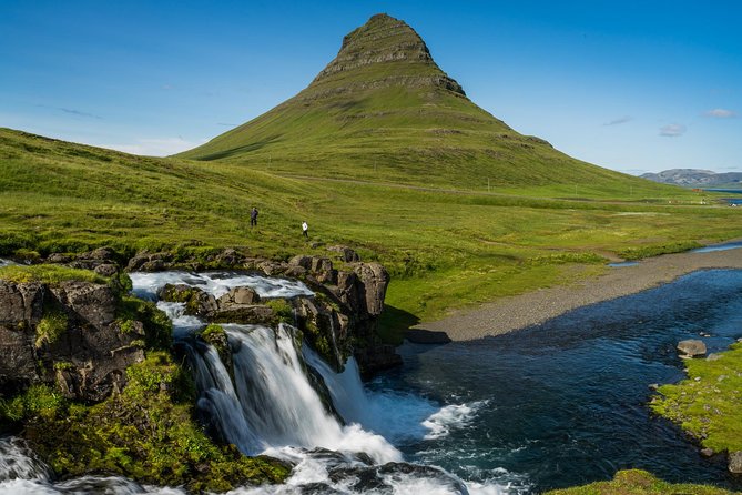 Snaefellsnes National Park and Natural Wonders from Reykjavik - Djúpalónssandur and the black lava pearls