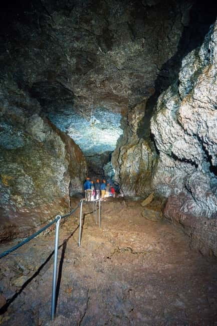 Snæfellsnes: Vatnshellir Lava Cave Tour - The 45-minute route from the parking area