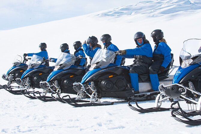 Snowmobile tour on Vatnajökull - Riding across Vatnajökull