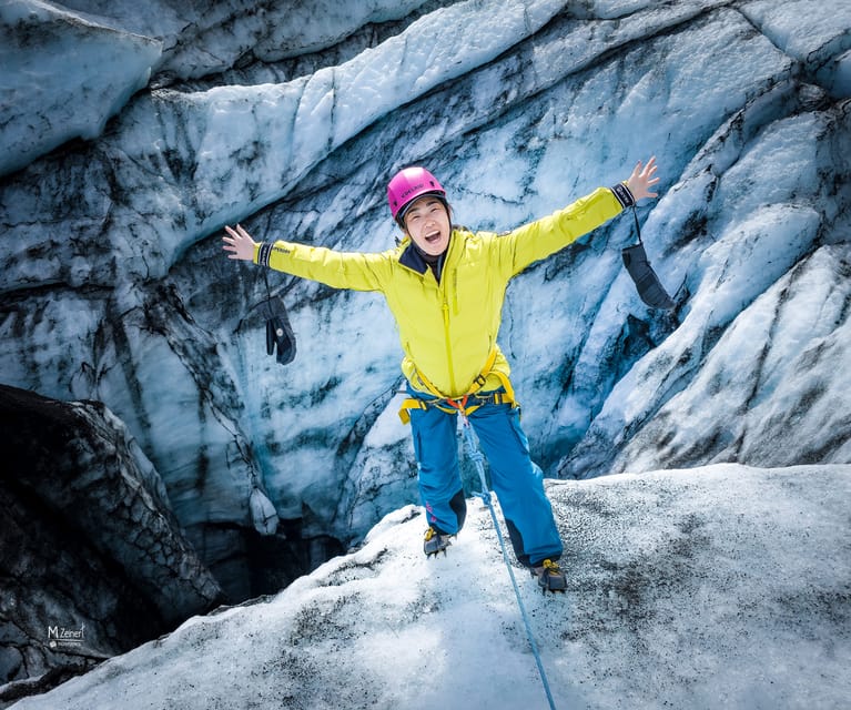 Sólheimajökull Glacier: Guided Hike with Equipment - Looking into crevasses