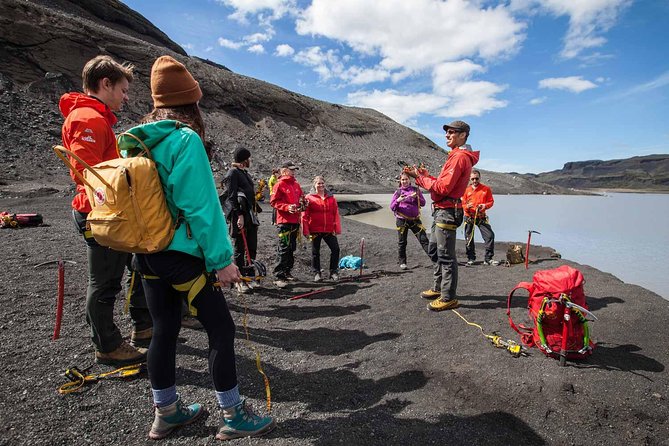 Sólheimajökull Glacier Hike – Adventure in a Small Group - Who will enjoy this glacier walk?